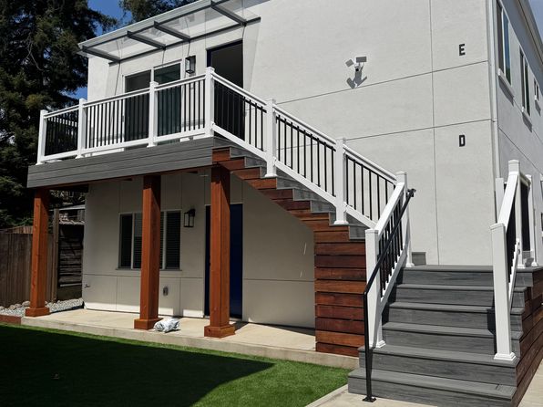 2619 College Ave #D, Berkeley, CA 94704